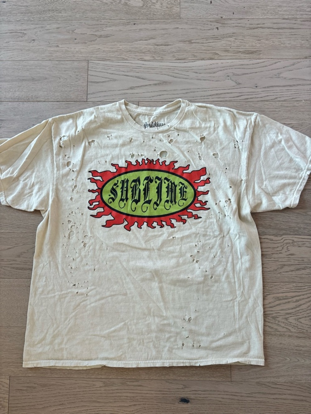 Sublime Short Sleeve Graphic Tee in Off-White